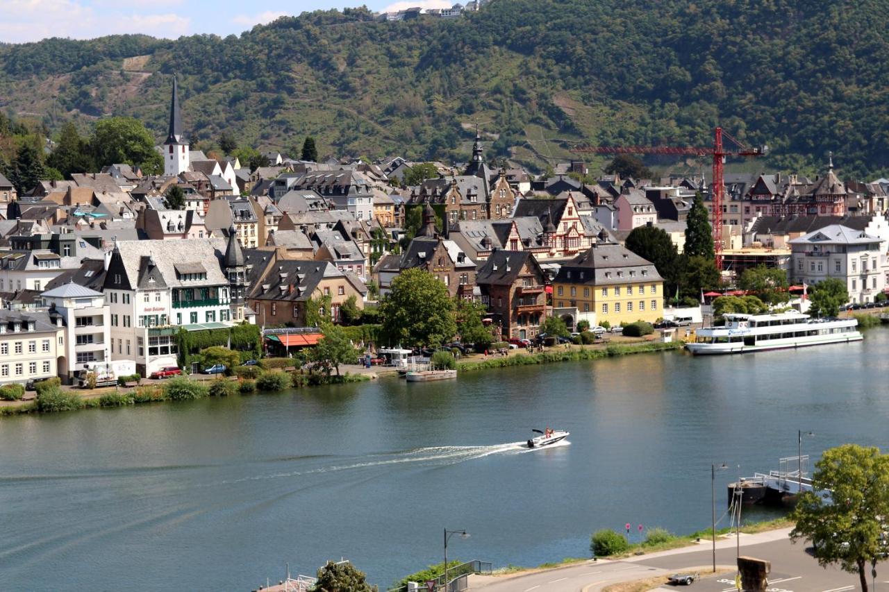 Moselromance - Luxusapartment - Grosse Terrasse - Ruhige Lage Traben-Trarbach Kültér fotó