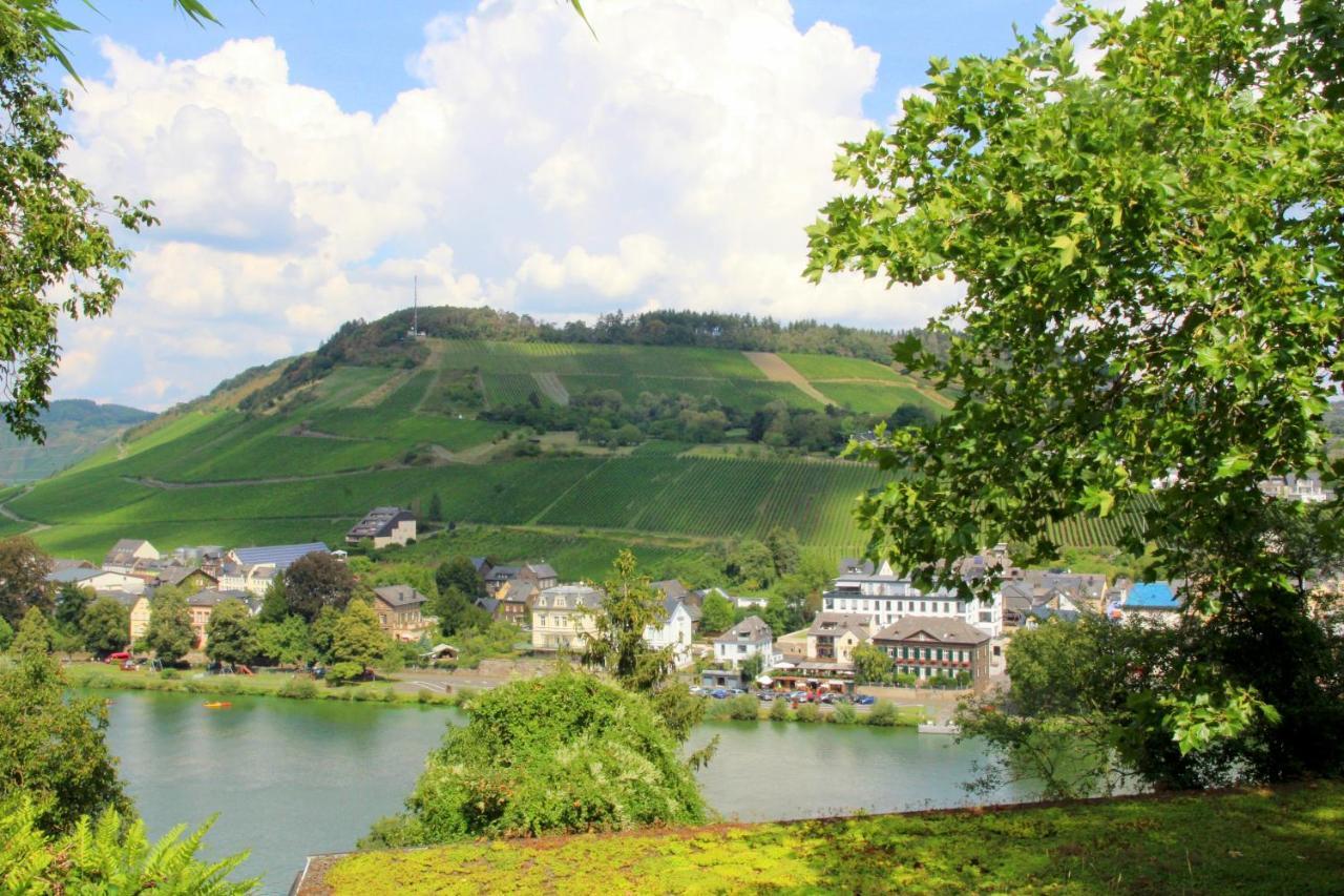 Moselromance - Luxusapartment - Grosse Terrasse - Ruhige Lage Traben-Trarbach Kültér fotó