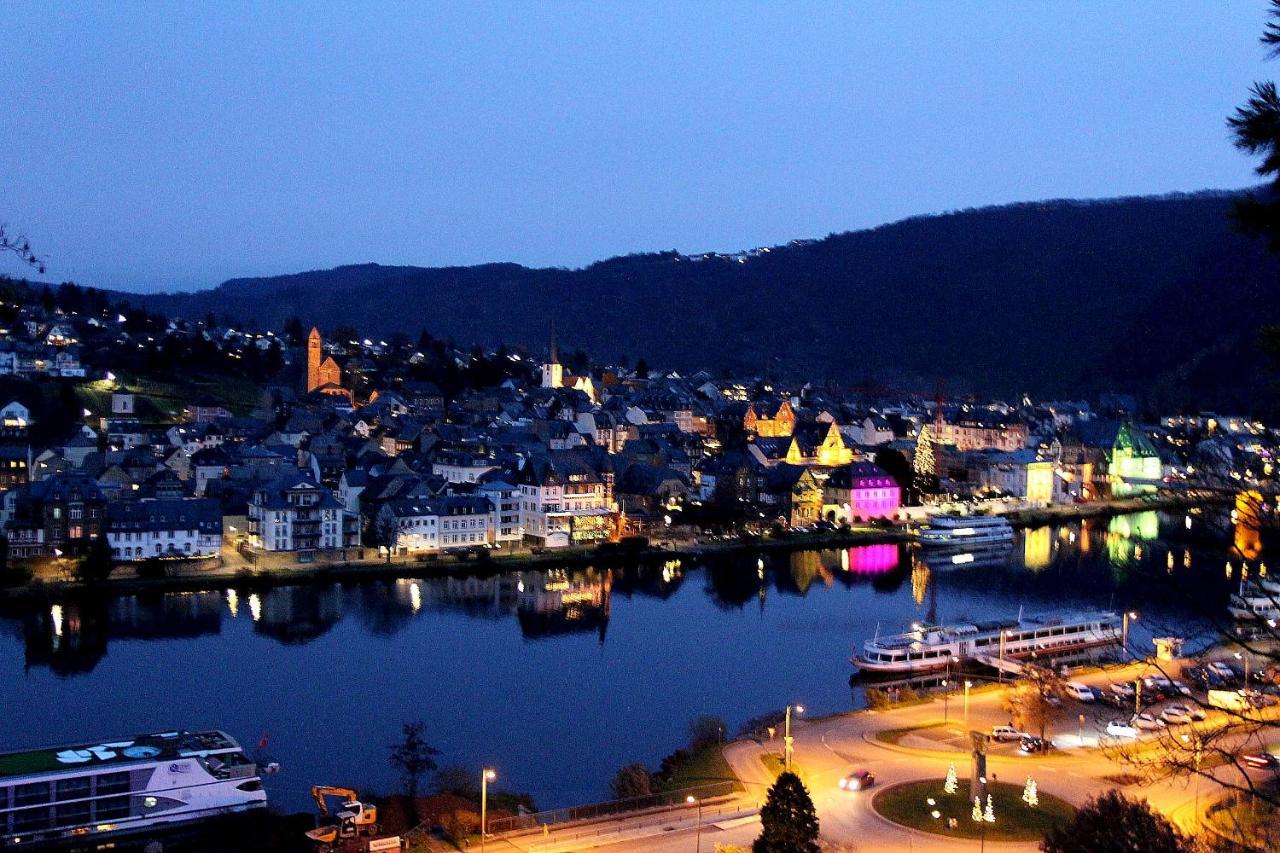 Moselromance - Luxusapartment - Grosse Terrasse - Ruhige Lage Traben-Trarbach Kültér fotó